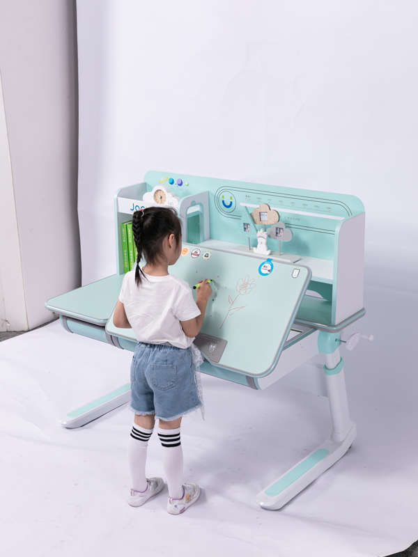 卓酷学习桌